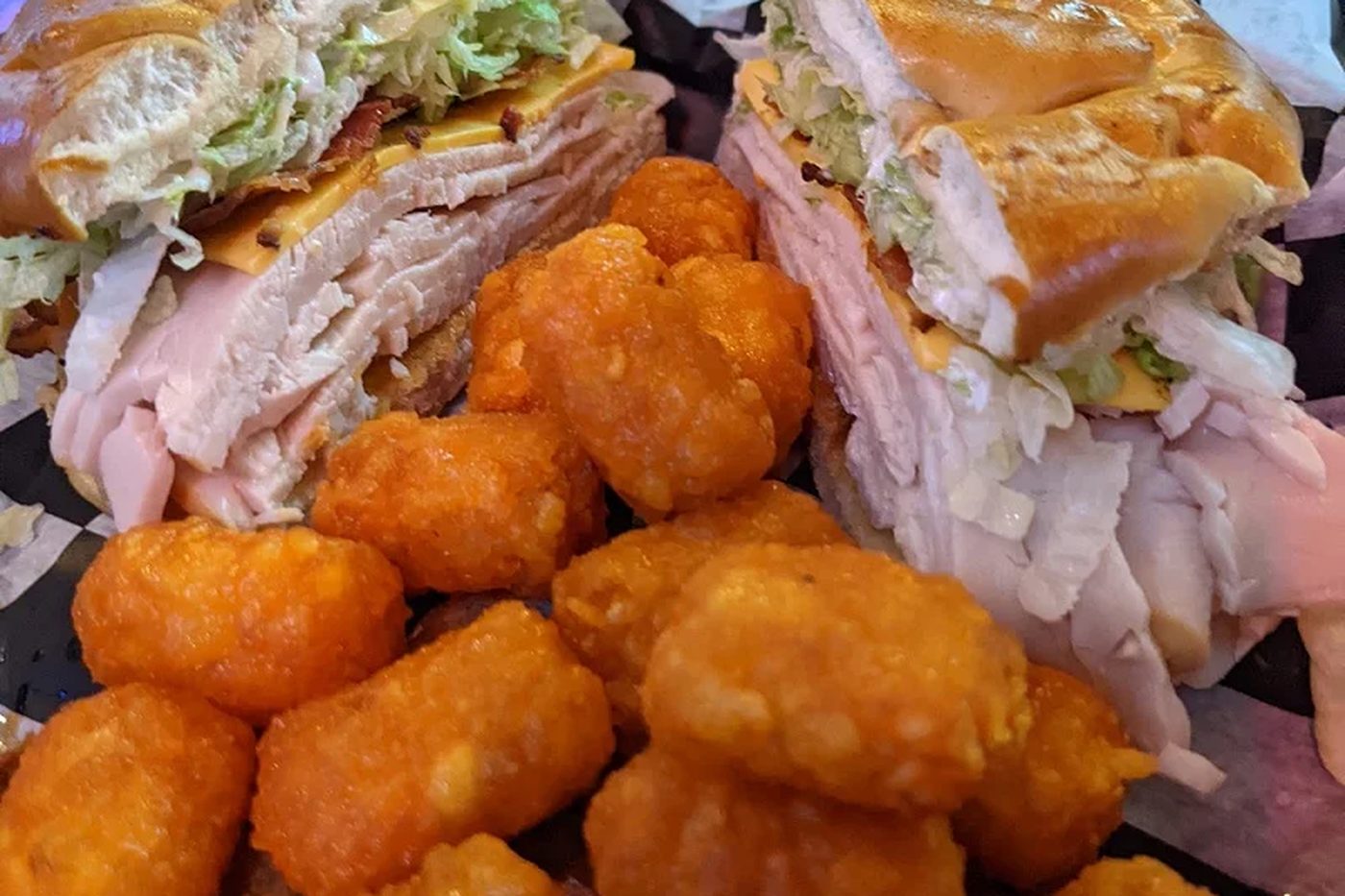 Club sandwich with tater tots